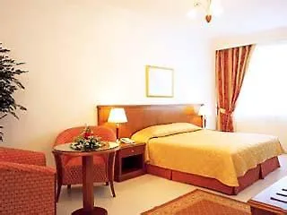 ****  Embassy Suites Hotel Sharjah United Arab Emirates