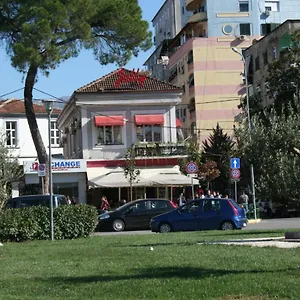 Jolly City Center 3* Tirana